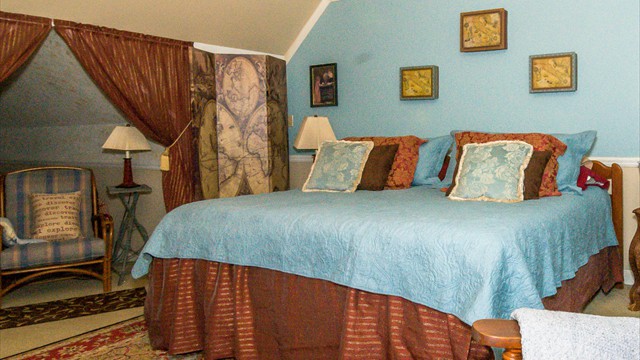 BLUE BEDROOM 1