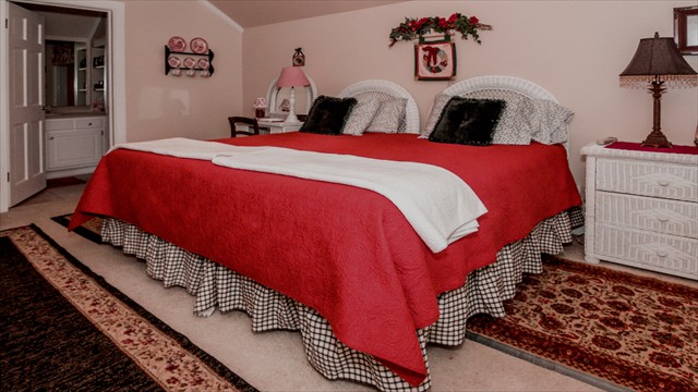 RED BEDROOM 1-2
